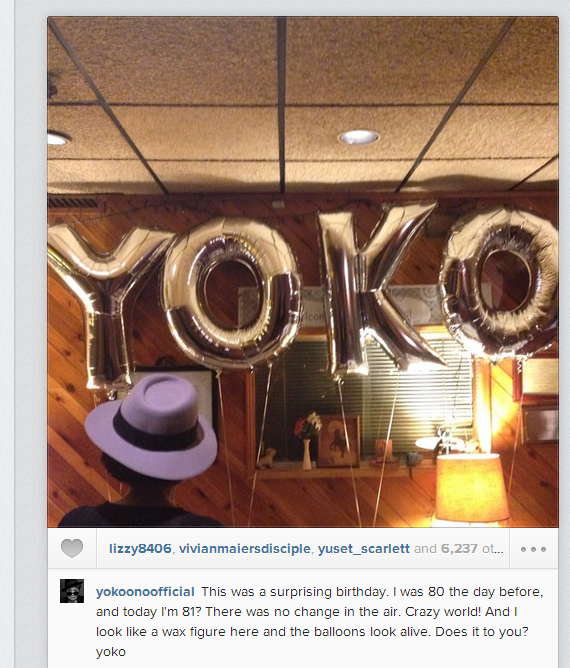 Yoko celebrated her 81st with balloons and a chic purple hat.  
