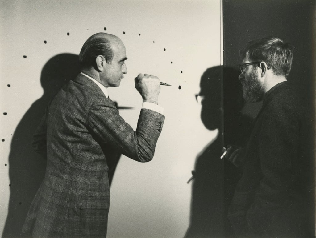 Lucio Fontana and Le Jour, 1962 Courtesy Filip Tas