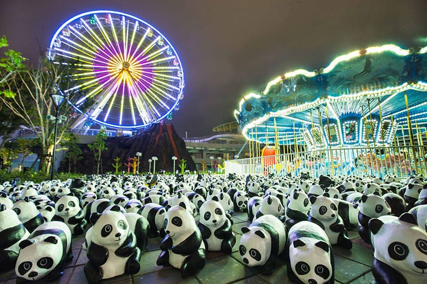 Paulo Grangeon's traveling exhibition "Pandas on Tour." Photo courtesy of Paulo Grangeon and the World Wildlife Fund.