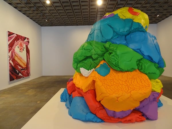 Installation view of "Jeff Koons: A Retrospective" Whitney Musuem