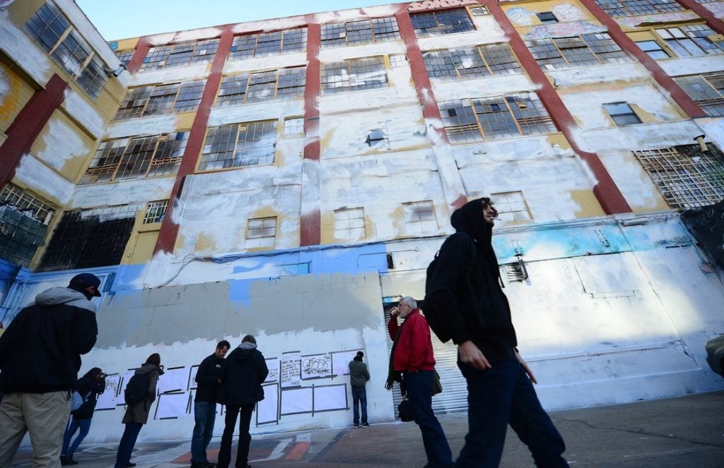 Whitewashed 5Pointz. Photo by Emmanuel Dunand /AFP/Getty Images.