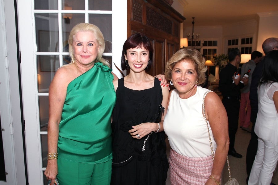 Yung Hee Kim and Benjamin Genocchio Host Candle-Lit Hamptons Soiree