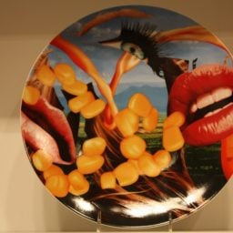 Jeff Koons, "Lips Plate" (2013), Sponder Gallery