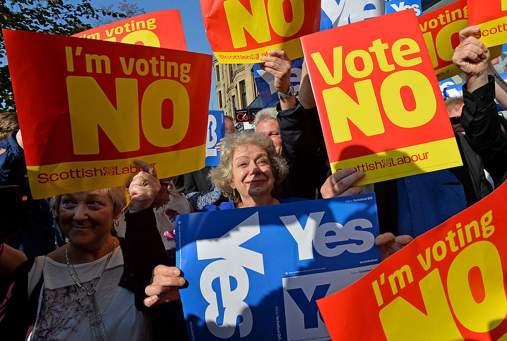 "Yes" and "No" voters protest in Glasgow, Scotland. Photo by Mark Runnacles/Getty Images.