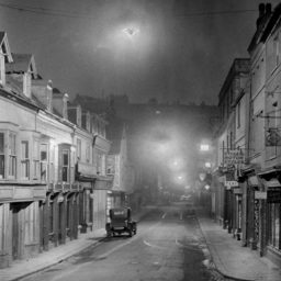 Cliffe High Street, Lewes (1929)Photo courtesy of Brighton Photo Biennial