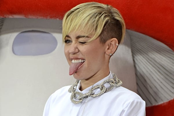 Miley Cyrus Cum Facial