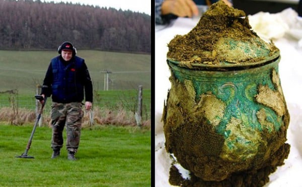The finder, Derek McLennan, and the Carolingian Pot. Photo: inquisitr