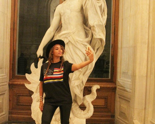 Beyoncé at the Louvre.