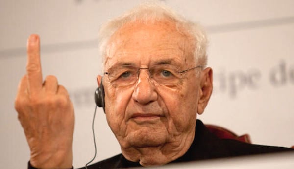 Frank Gehry responds to critics during a press conference held yesterday in Oviedo, SpainPhoto via: Faro de Vigo