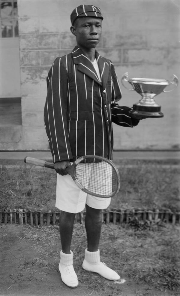 See Solomon Osagie Alonge’s Rare Photographs of Nigerian Royal Court