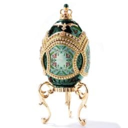 Sheikh Saud purchased a Fabergé egg at Christie's in 2002 for $9.57 million. This is a replica of what a traditional Fabergé looks like.