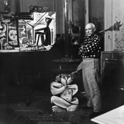 Lucien Clergue, Picasso et le tableau 'Mystère Picasso,' La Californie, Cannes (1955) Photo via: Beetle and Huxley