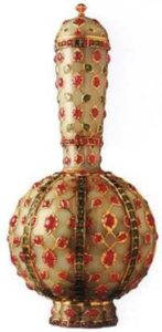 The Clive of India Flask, dating from the 17th century, was purchased by Sheik Saud in 2004 for $5 million.