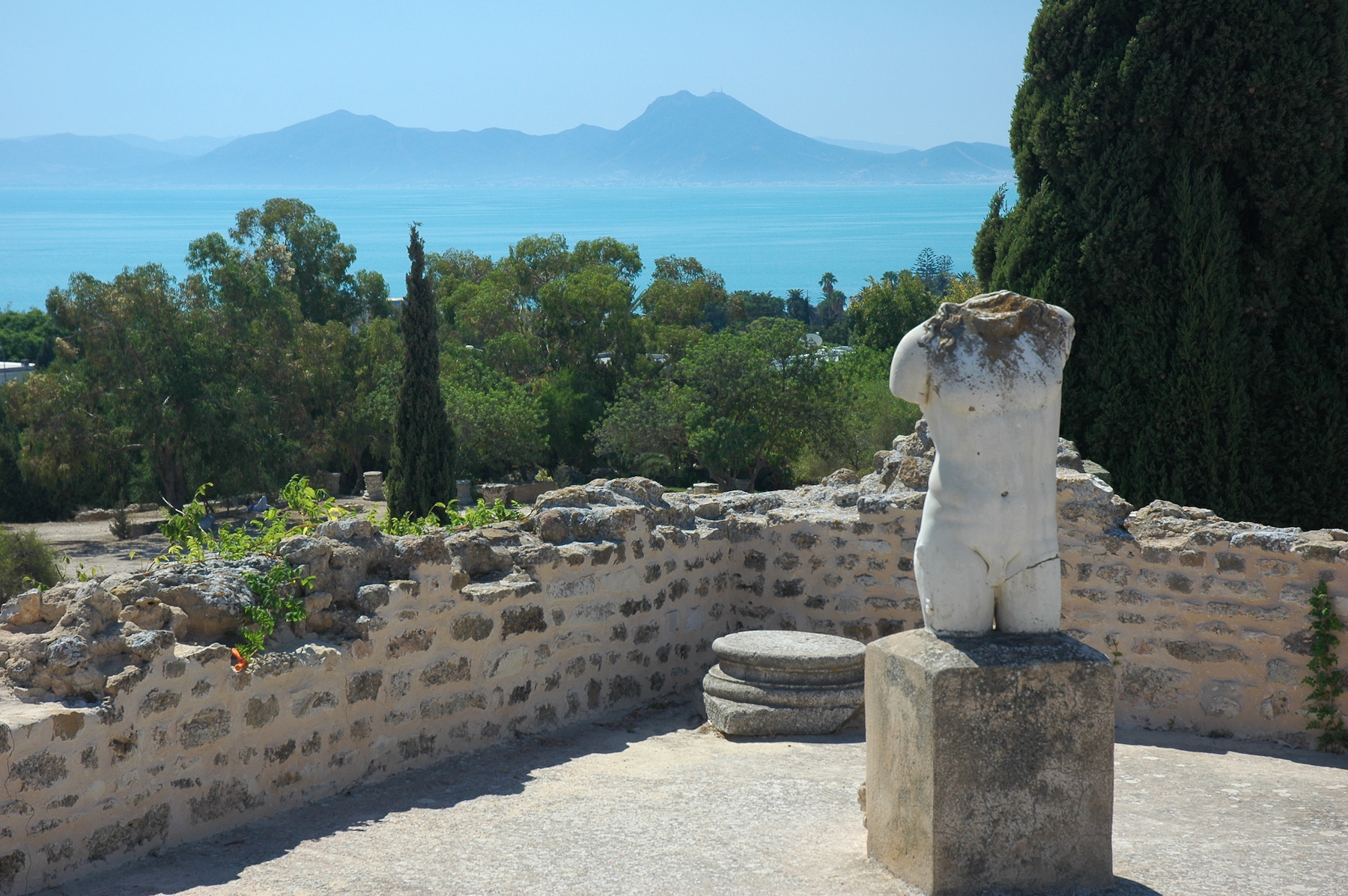 Tunisia's world-famous site of Carthage was looted several times over the years. Photo by Patrick Giraud, Creative Commons Attribution-Share Alike 3.0 Unported license and GNU Free Documentation license, Version 1.2.