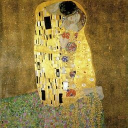 Gustav Klimt, Der Kuss (The Kiss) (1908). Courtesy of the Klimt Museum.