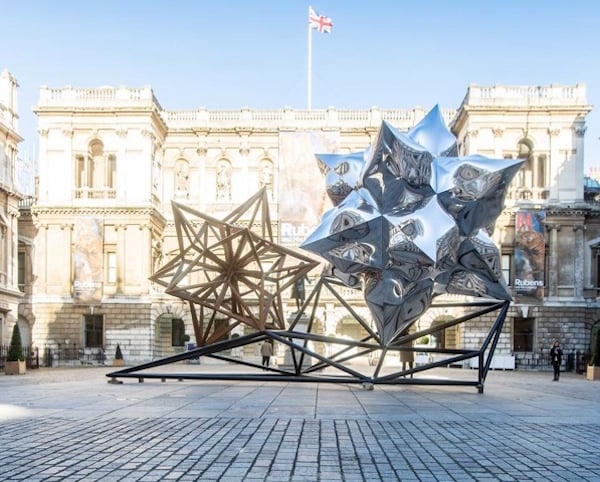 Inflated Star and Wooden Star (2014), by Frank StellaPhoto: © Benedict Johnson