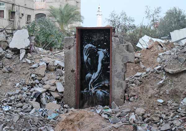 Banksy's Niobe grafitti in Gaza. Photo courtesy of the artist.