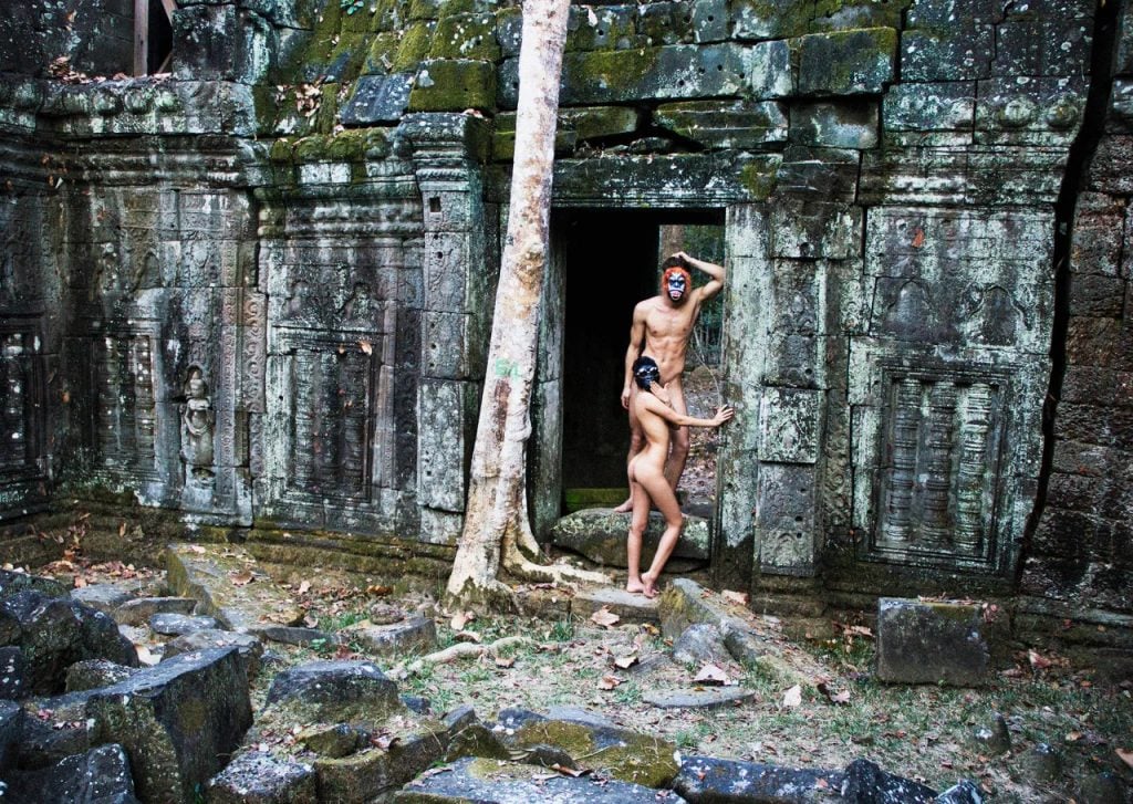 Simon Lohmeyer, <em>Hakuna Matata, Angkor Wat, Cambodia</em>.