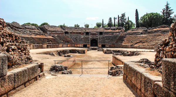 Roman Amphitheater in MéridaPhoto via: Mérida y Comarca