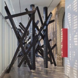 Serge Alain Nitegeka, Structural-Response II, 2015, SCAD Museum of Art. Photography by John McKinnon, courtesy of SCAD.