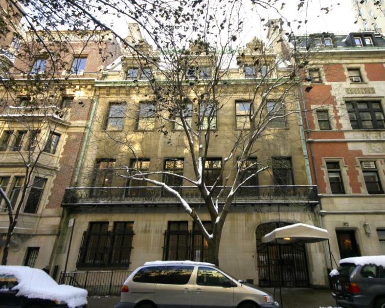 The former Harkness Mansion, now owned by Larry Gagosian, where the accident took place. Photo: Property Shark