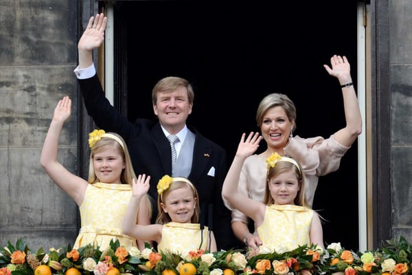 King Willem-Alexander of the Netherlands, Queen Maxima, and their three daughters. image: APF / Carl Court via ABC News