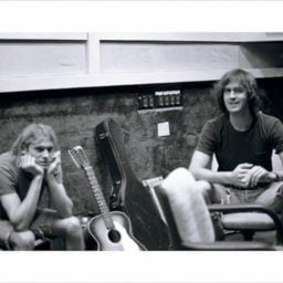 Shelli Hrykas, Sound City Control Room: Kurt Cobain and Krist Novoselic during the recording of "Nevermind" (1991). Photo: courtesy of Shelli Hyrkas/Glenn Green Galleries.