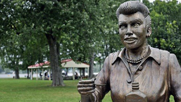 Dave Poulin's Celoron, New York, statue of Lucille Ball (2009).
