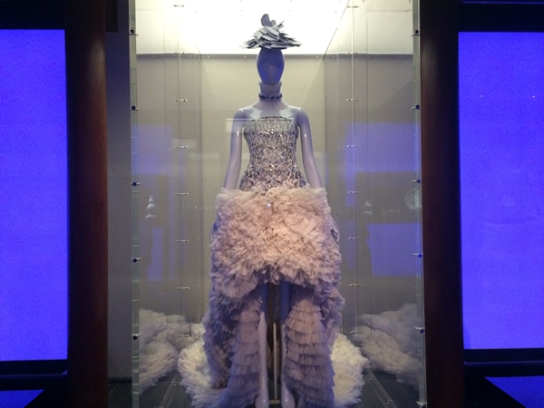 The Met Costume Institute China Exhibition Review - artnet News