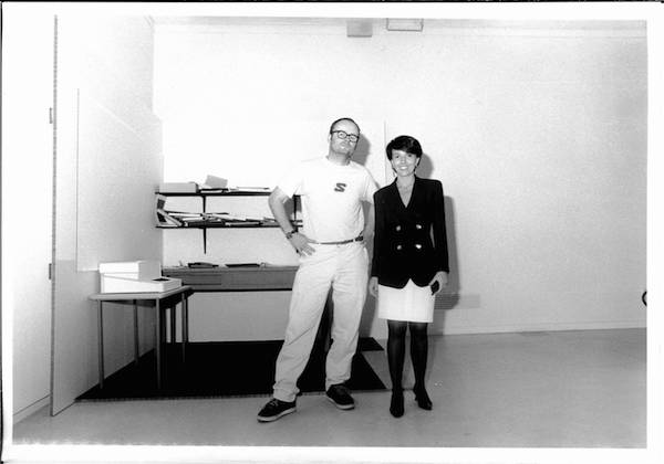 Patrizia Sandretto Re Rebaudengo with artist Thomas Demand in 1996<br>Photo: Courtesy Fondazione Sandretto Re Rebaudengo