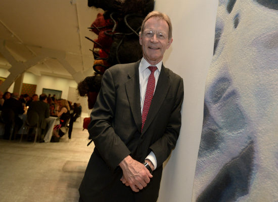 Nicholas Serota Advises Tate Modern Neighbors to Get Curtains