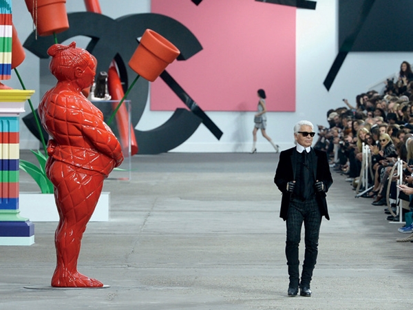 Karl Lagerfeld on his Spring 2014 runway. Photo: via Pinterest. 