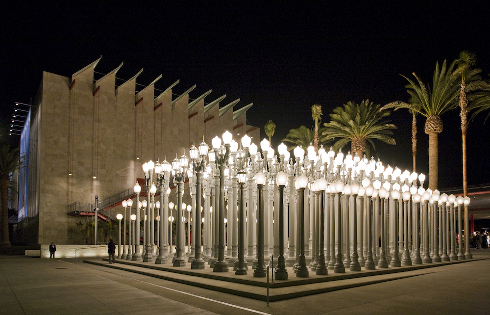 Chris Burden, Urban Light, 2008. Photo courtesy Los Angeles County Museum of Art.