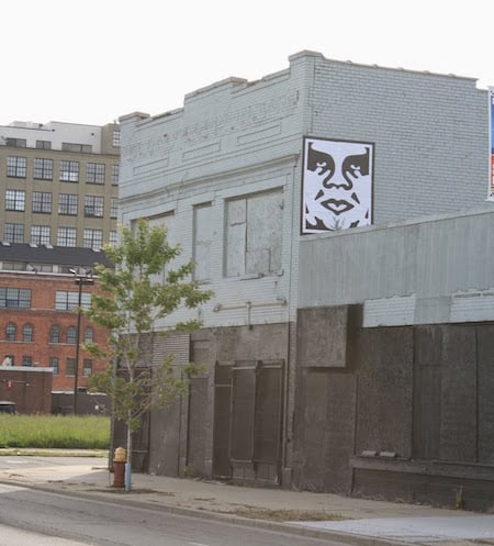 Fairey's trademark 'Andre the Giant' tag appeared throughout downtown Detroit during his stay. Photo: http://insidetherockposterframe.blogspot.de