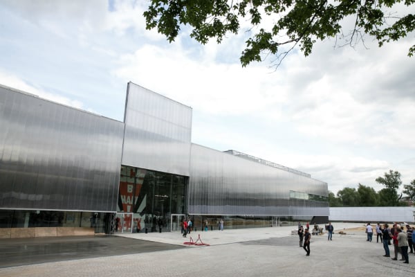 Garage Museum designed by Rem Koolhaas, view of the entrance. <br>Photo: courtesy Garage Musseum