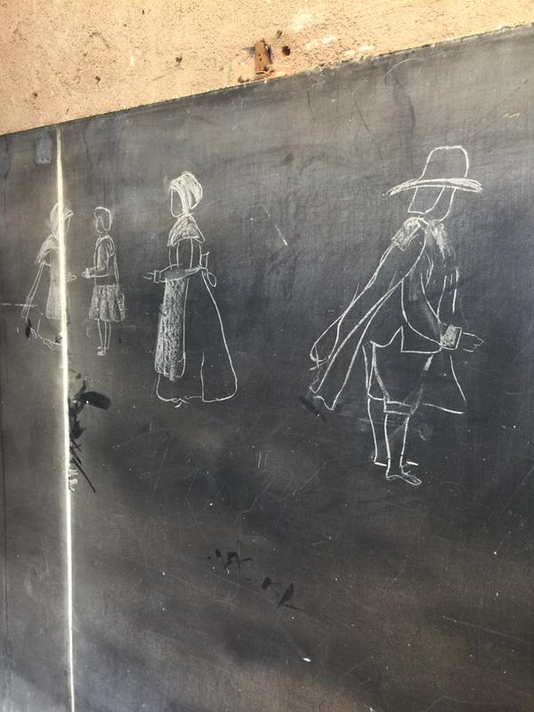 100-Year-Old Chalkboards, With Drawings Still Intact, Discovered in  Oklahoma School, Smart News, Chalkboards