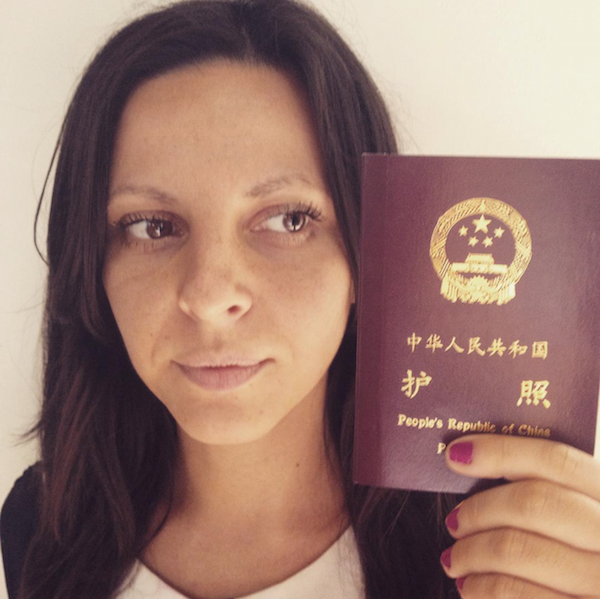 Supporters from all around the world have been uploading selfies of their passports. Photo: @eleliunuo via Instagram