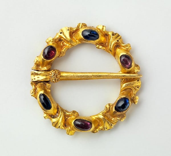 Ring Brooch Date: 1250–1300. Photo: courtesy of Metropolitan Museum of Art.
