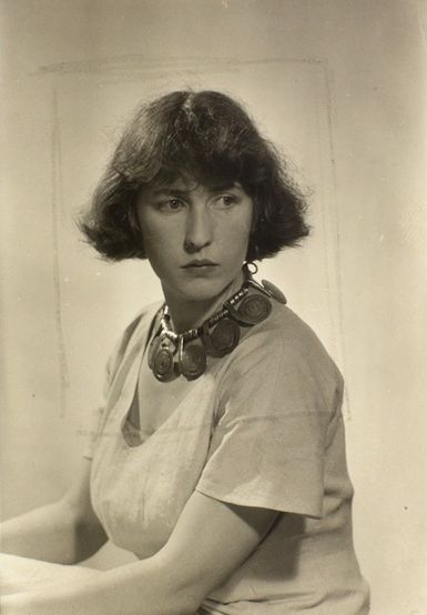 Photograph of Louise Calder by Man Ray. Image: Monika Ettlin/Pinterest.
