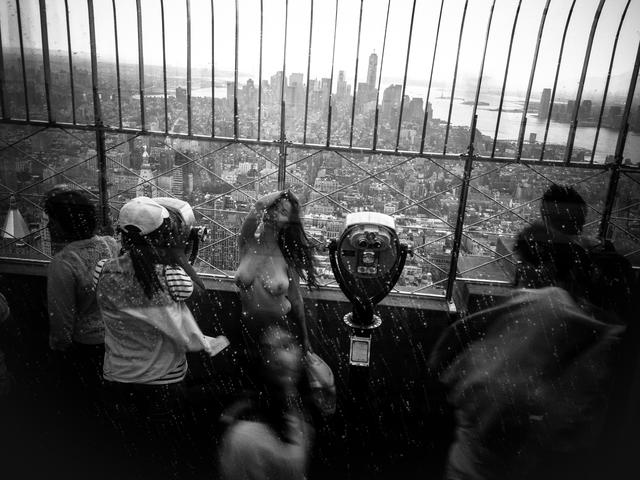 Allen Henson, Empire State Building topless photo shoot (2013).  Photo: Allen Henson.
