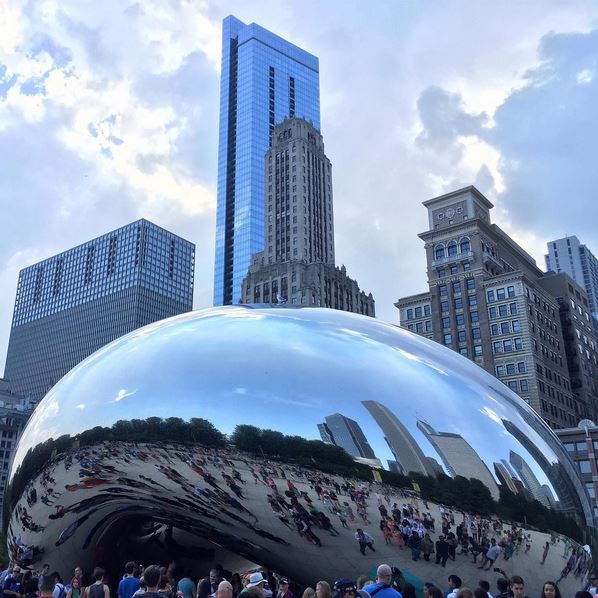 Anish Kapoor's beloved Chicago sculpture, Cloud Gate. Photo: Instagram/@jtthornton