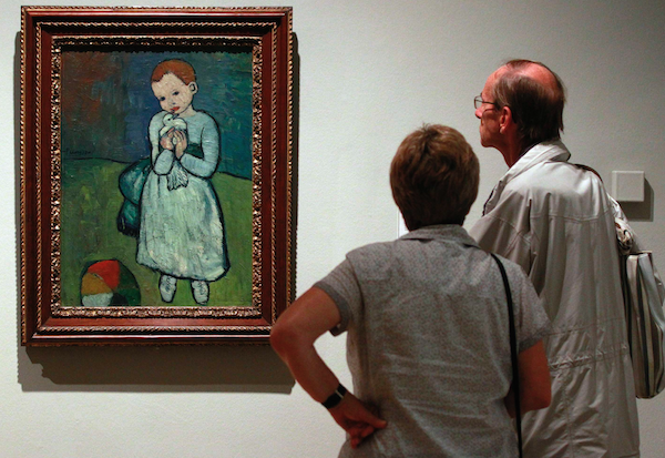 A new study suggests that humans have an intrinsic appreciation of art. Photo: images.vcpost.com