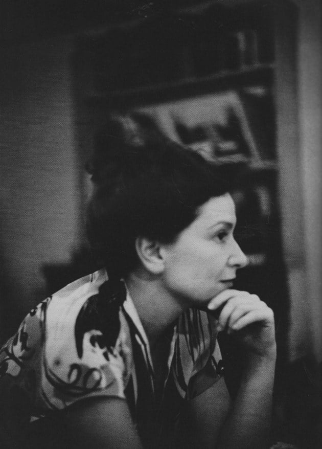 Henri Cartier-Bresson, Hedda Sterne, 1946. Photo courtesy of Henri Cartier-Bresson/Magnum Photos.