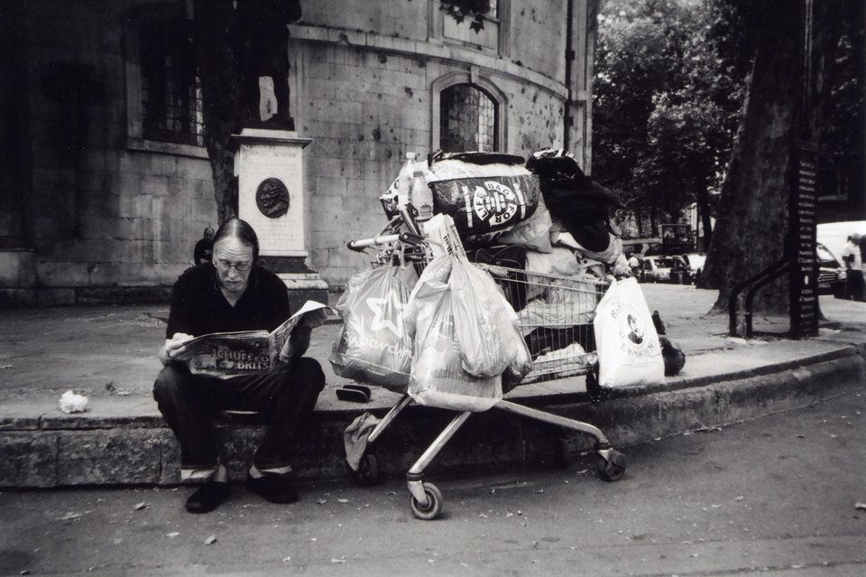 David Tovey, <em>Bags for Life, Strand</em>. Photo: Café Art.