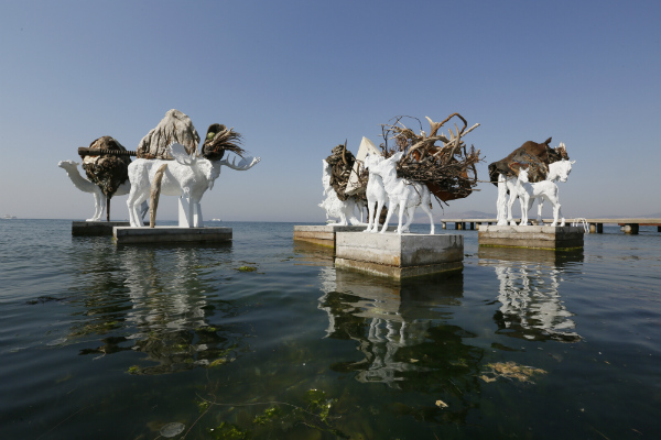 Adrian Villar Rojas, Installation view at Istanbul Biennial 2015