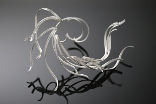 Neckpiece by Chao-Hsien Kuo. Photo: Courtesy Museum of Art and Design. 