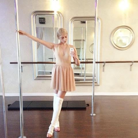 Amalia Ulman. Excellences & Perfections (Instagram Update, 3rd June 2014).