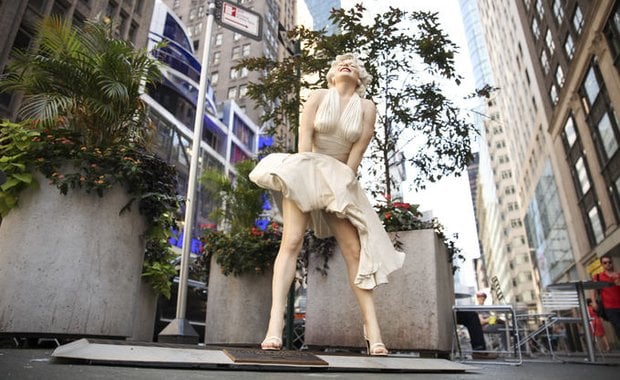 Seward Johnson, <em>Forever Marilyn</em>, Times Square.  Photo: the Garment District Alliance. 