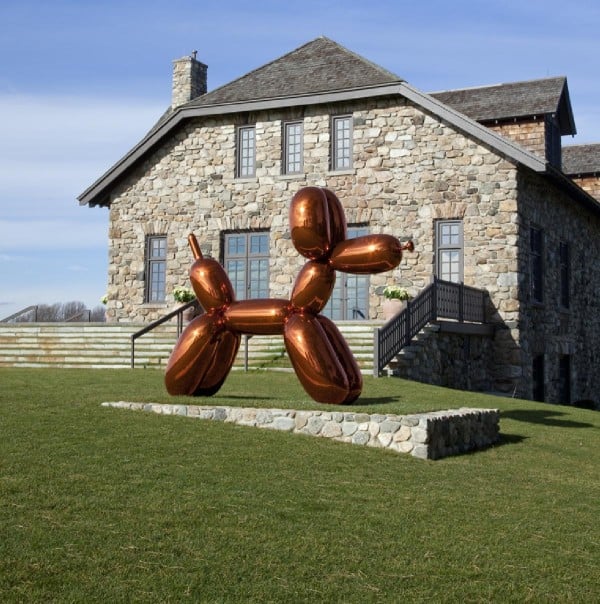The Brant Foundation with Jeff Koons, Balloon Dog (2000). Photo: the Brant Foundation.