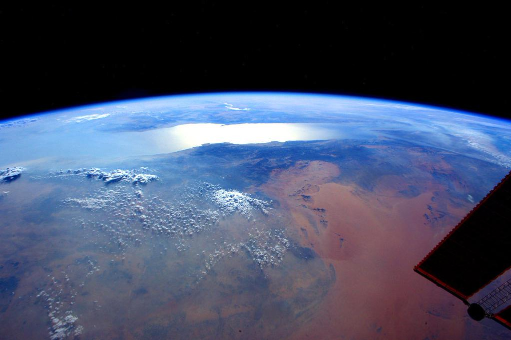 "#GoodMorning #Earth! You look quite peaceful this morning. #YearInSpace." Photo: Scott Kelly, courtesy NASA. 